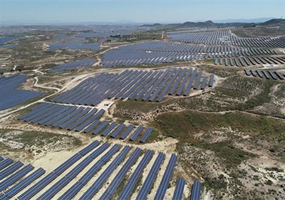 Qualitas Energy kondigt de verkoop aan van de Spaanse 494 MWp zonne-energiece...