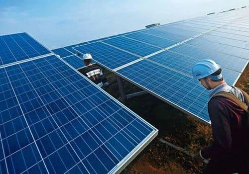 India's zonnetarieven bereiken nieuw dieptepunt van INR 2 / kWh